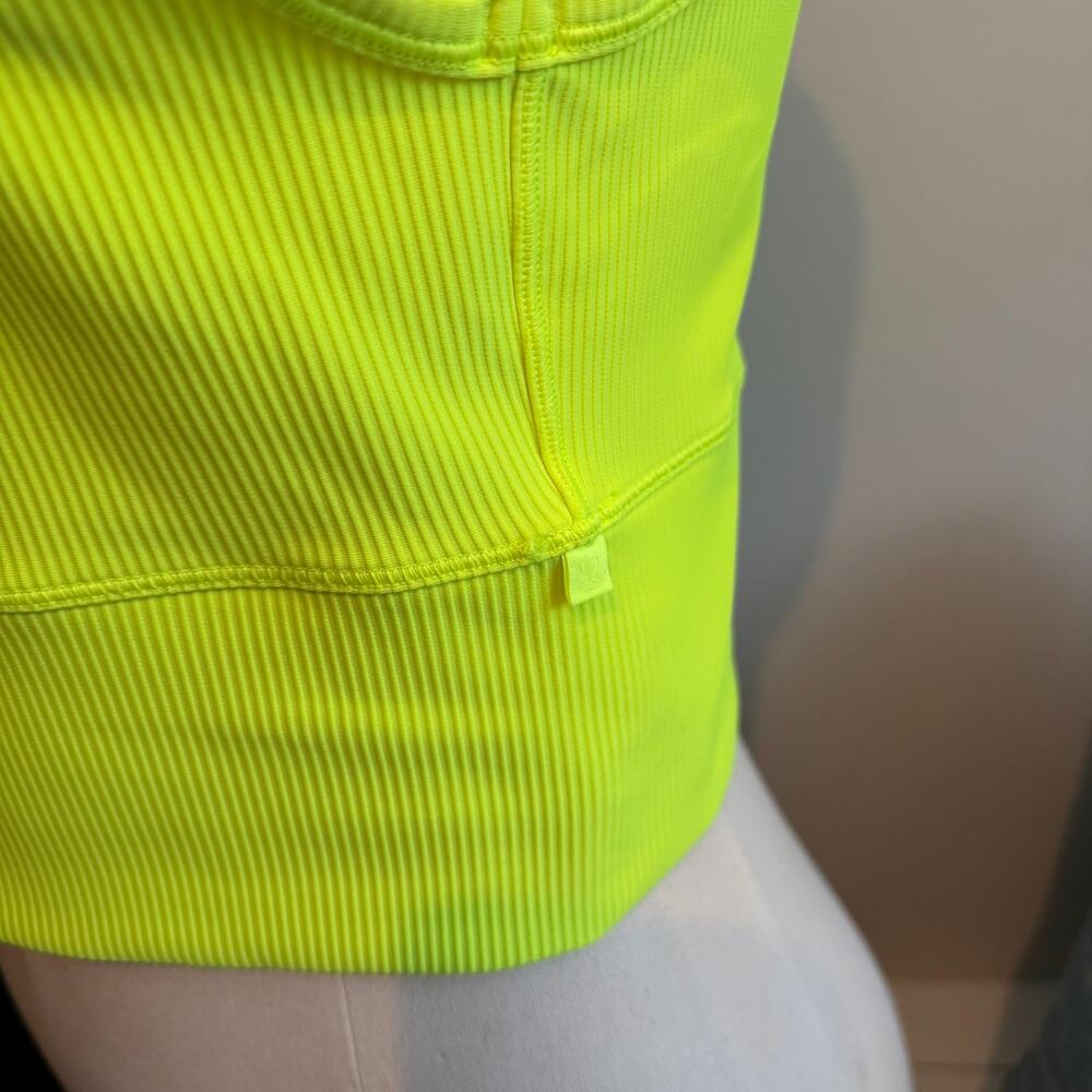 Lululemon Power Pivot Tank Top - Picture 2 of 3